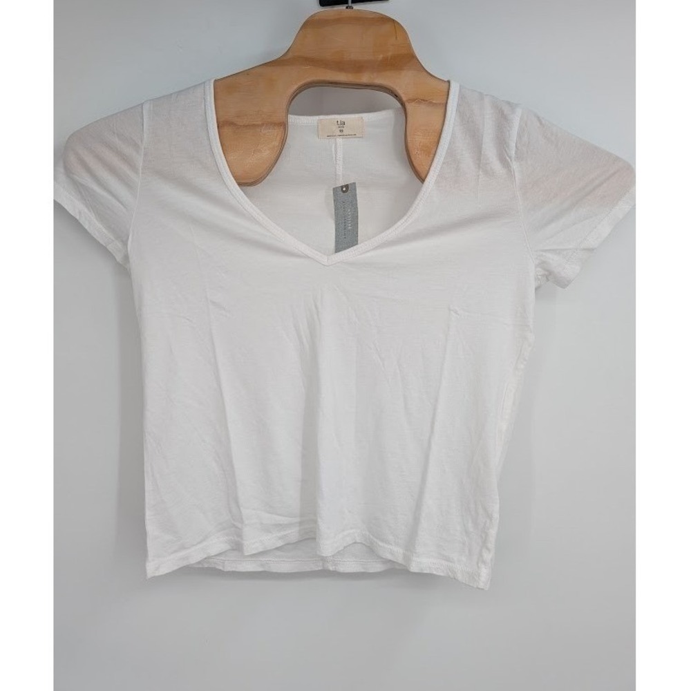 T.La Anthropologie Women's NWT white short sleeve classic V-neck t-shirt sz XS P